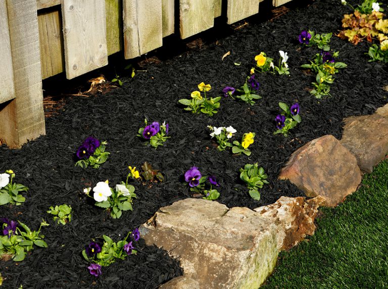 Lasting Beauty Premium Shredded Rubber Mulch